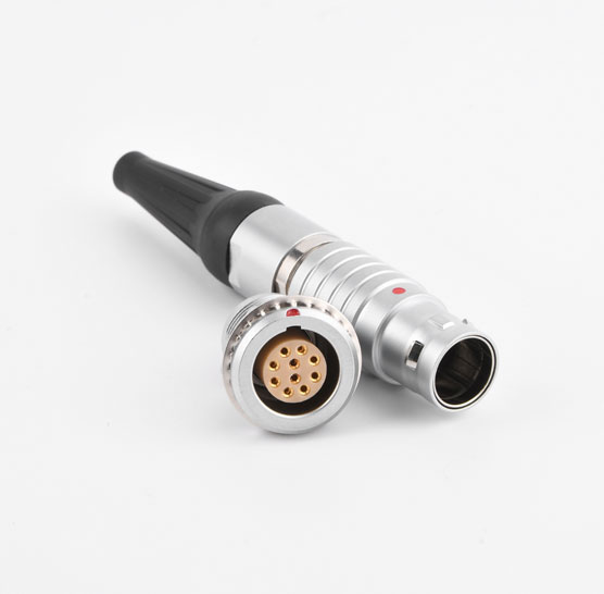 航空連接器針芯對應(yīng)的標(biāo)準(zhǔn)焊接芯線最大平方值