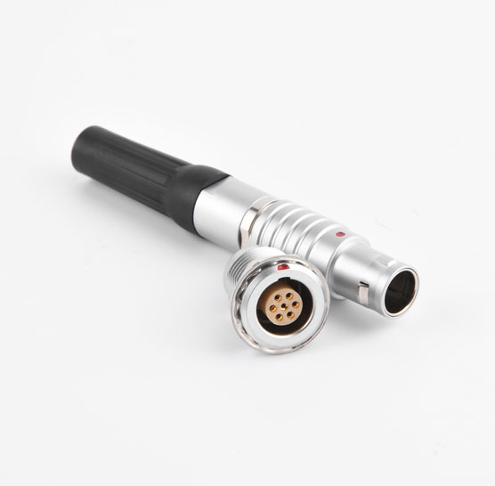 醫(yī)療設(shè)備心電圖儀為什么要使用航空插頭？