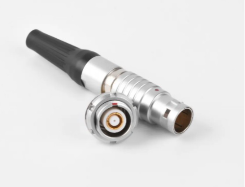 高低壓連接器有什么特點(diǎn)