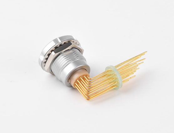 哪些設(shè)備上需要用到PCB板接航空插頭？